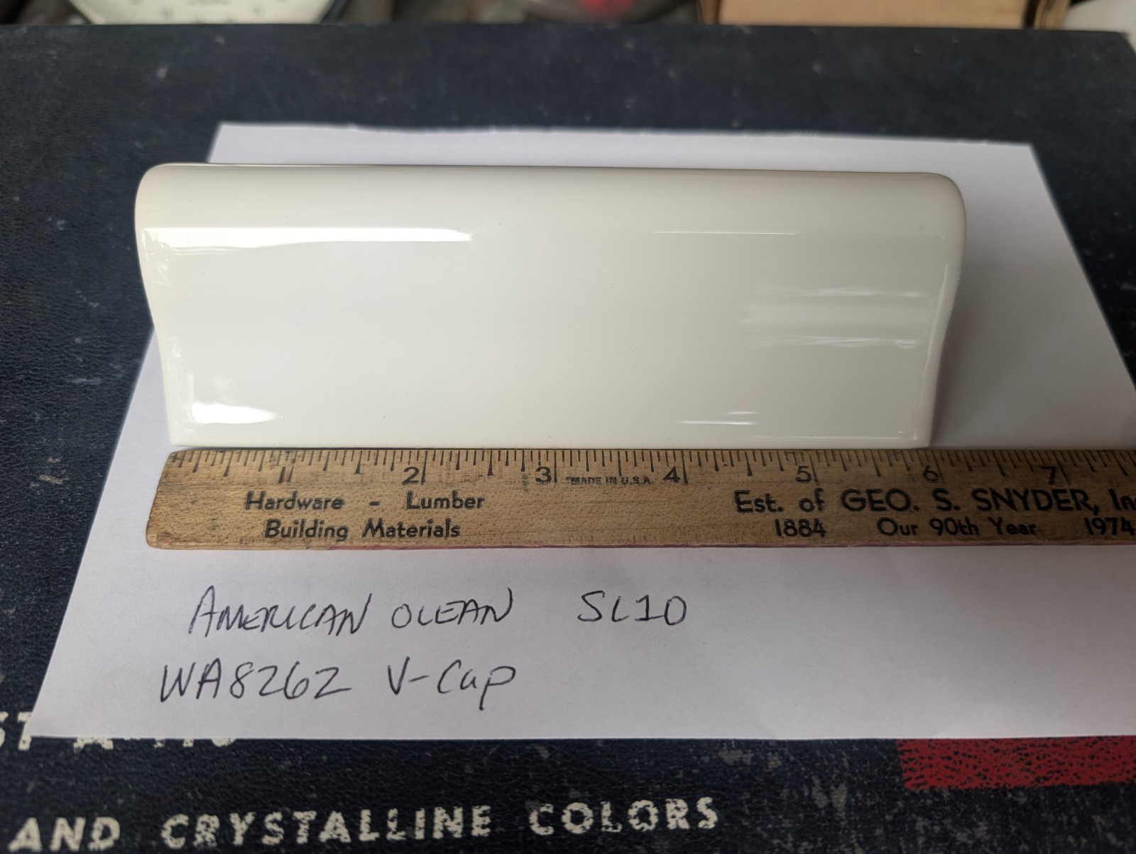 1 pc American Olean Vintage White Counter Trim V cap SL10 WA8262 Tile Bullnose