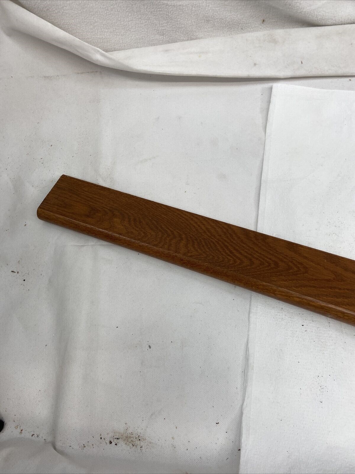 Flexco Solid Wood Stair Nose 2.75-in x 78-in Saddle Prefinished Oak Stair Nosing