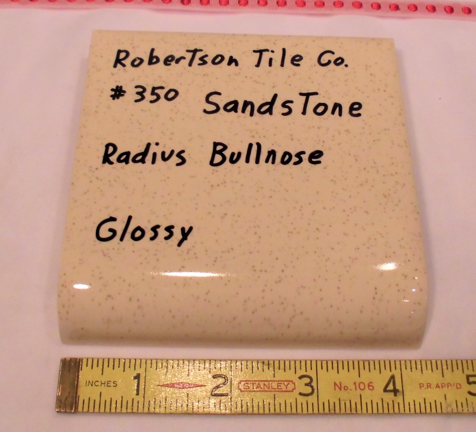 1 pc. Sandstone: Glossy Radius Bullnose Ceramic Tile 4-5/16″ by Robertson Co.