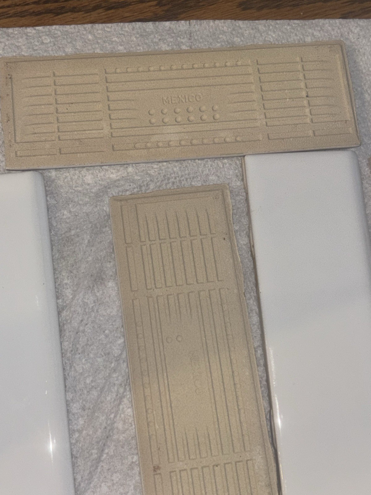 White 2X6”Ceramic Tile Bullnose Trim Edge Subway American Olean Mexico Brillante