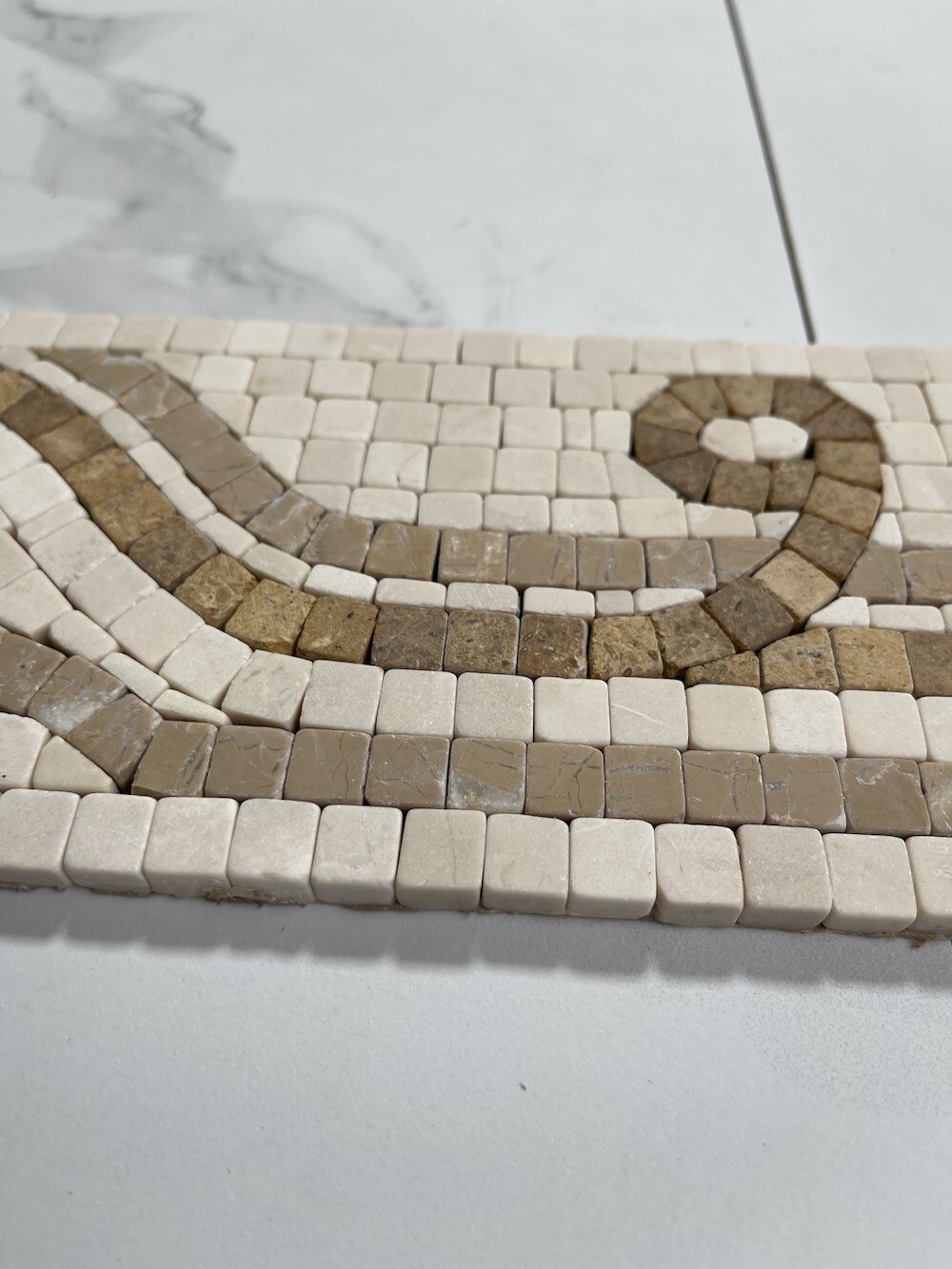 B4685T Marble Mosaic Border Listello Accent Tile Leaf Verde 4×12 Tumbled