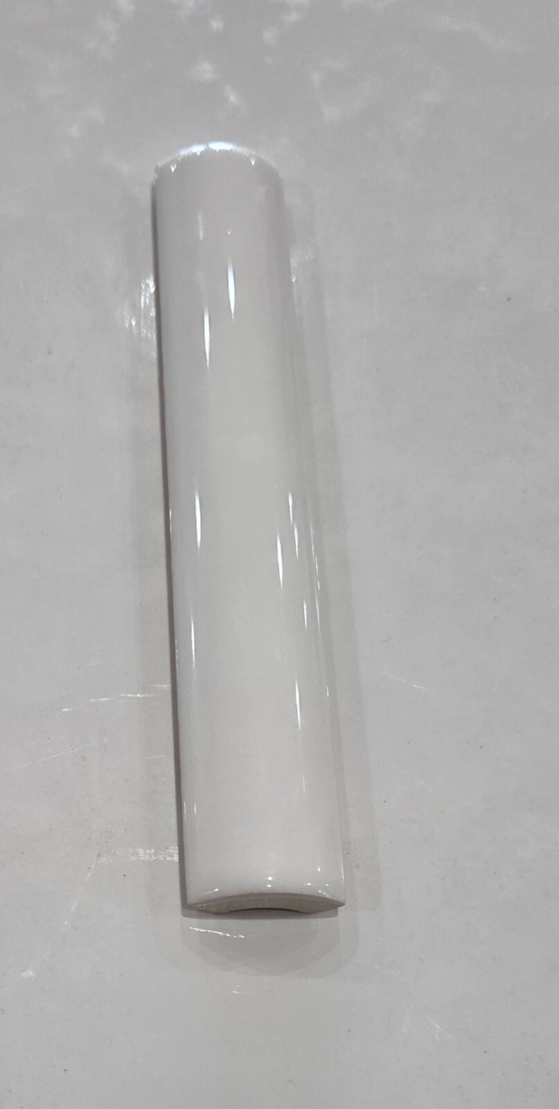 Glossy White Quarter Round Tile, Beak, and AU Trim