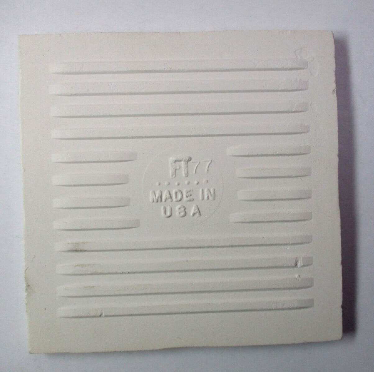 1 Wall Tile Florida USA FT 4-3/8″ Ceramic Mottled Sky Blue on Off White Vtg MCM