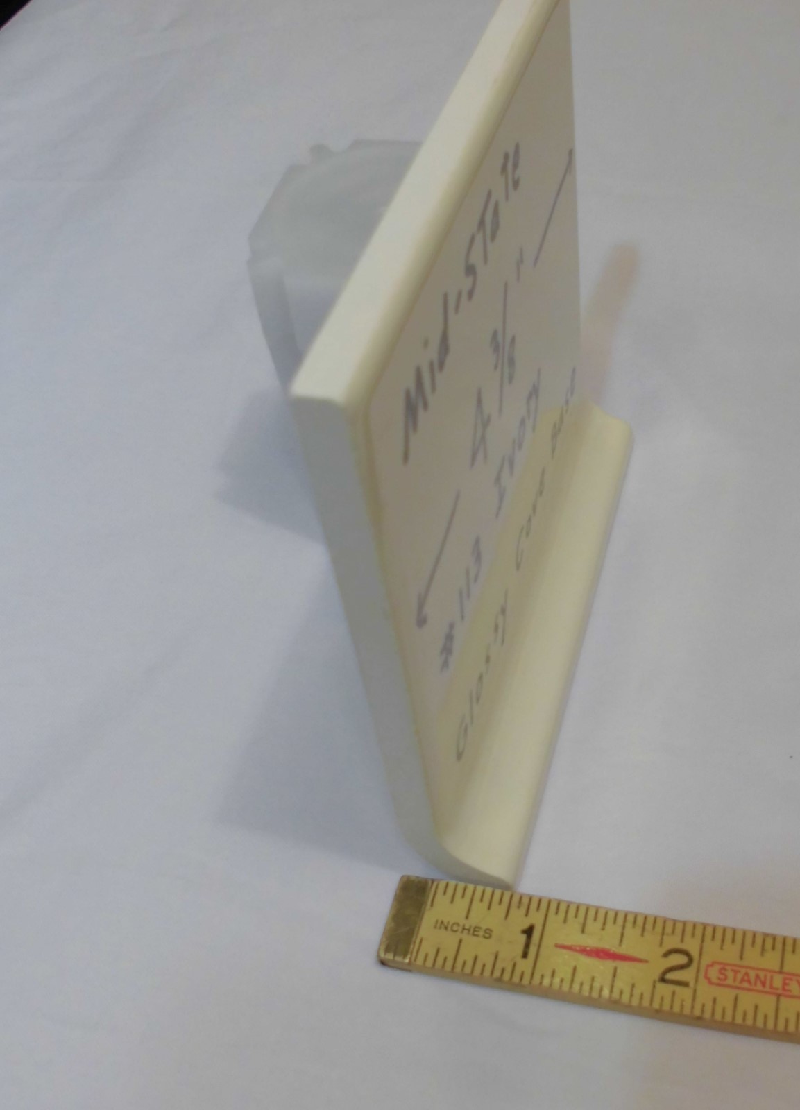 1 pc. Glossy Ivory – Lite Yellow 4-3/8″ Ceramic Cove Base Tile: Stack-on-Top