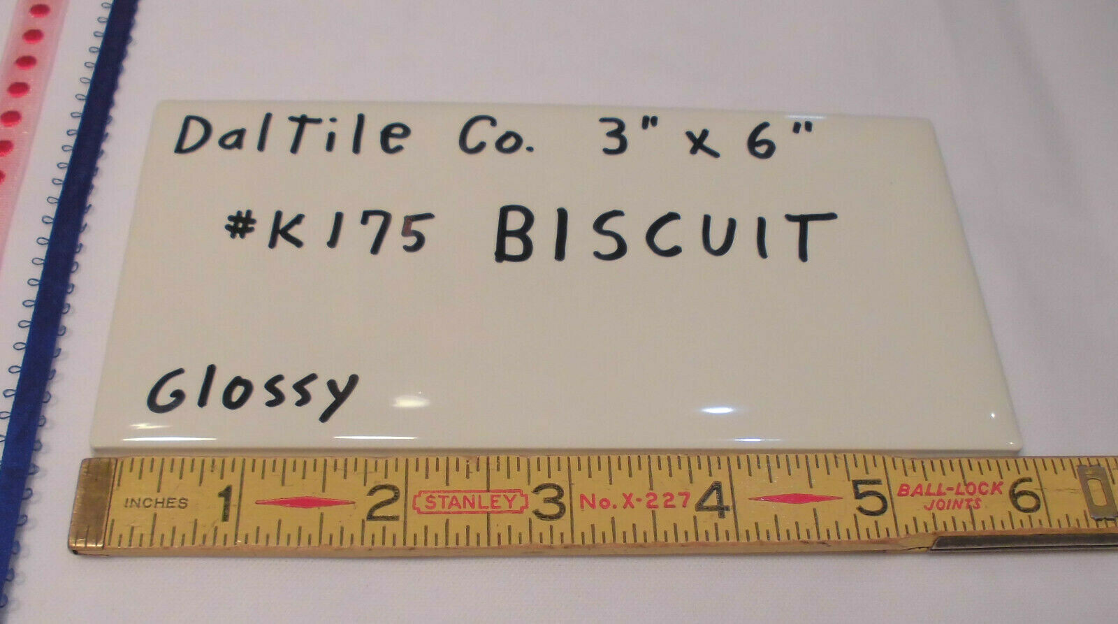 1 pc. Biscuit by Daltile #K175; 3″ X 6″ Glossy Ceramic Tile; New Stock, Mint