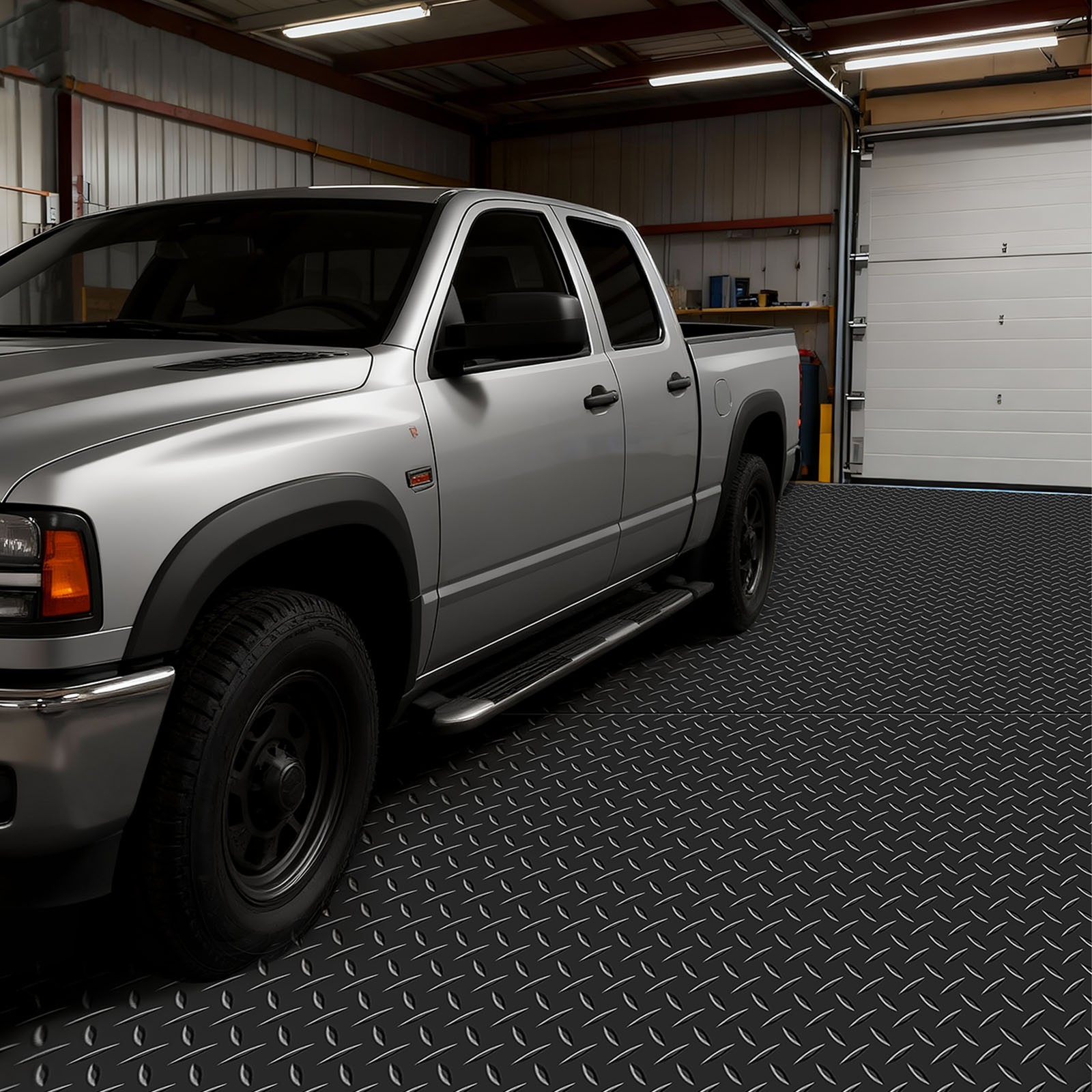 VEVOR Garage Floor Roll 4×25 ft Rubber Diamond Mat Waterproof Non-Slip Black