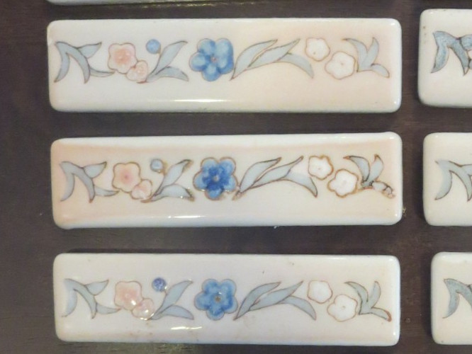 Vintage Lot of 13 Japan 4” x 1” Floral Design Ceramic Accent Border Tiles