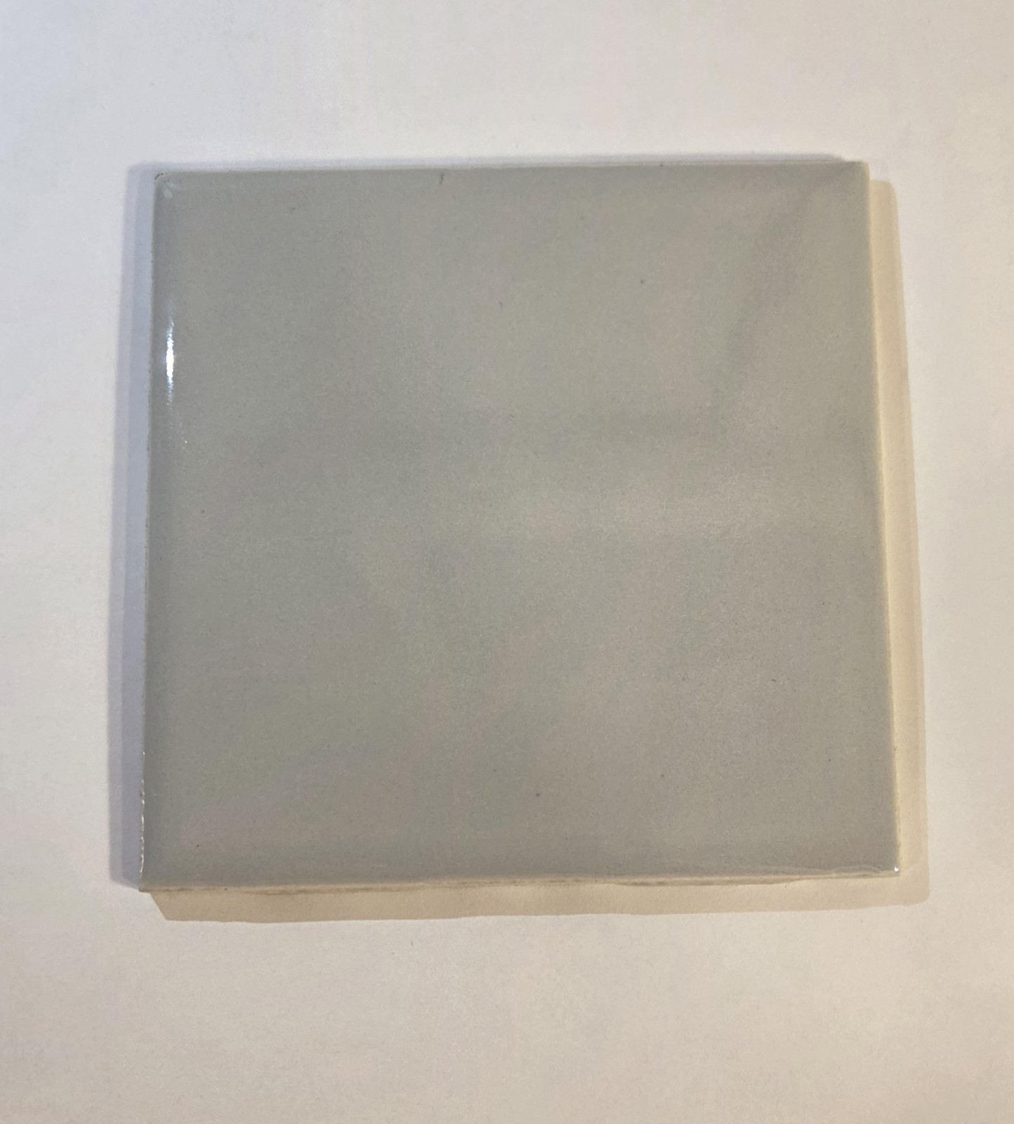 1 Tile 4-3/8″ Glossy Light Gray/Blue Tile U.S.A.