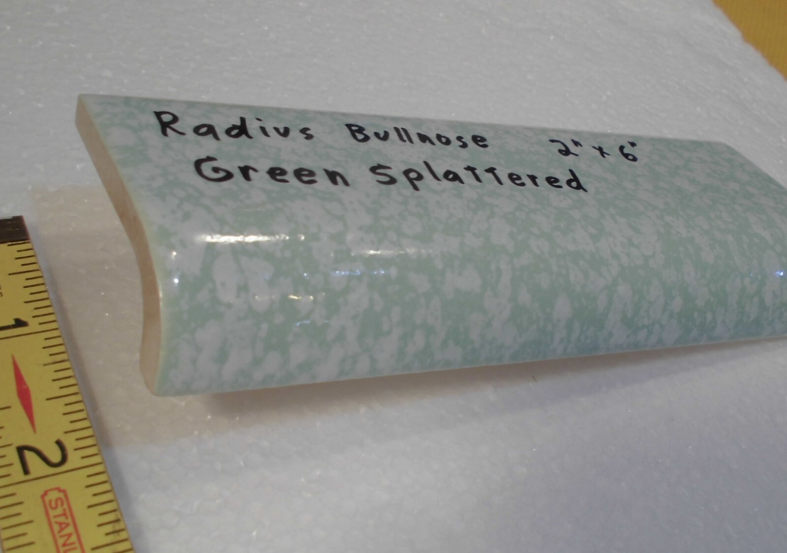 1 pc. “Pale Green Splattered” Ceramic Tile: 2″ X 6″ Glossy Radius Bullnose: NOS