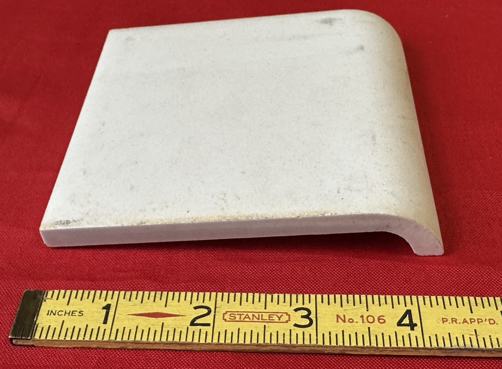 1 pc. Slate Gray: 4-5/16″ Glossy Ceramic Cove-Base Tile by Robertson Co. #385