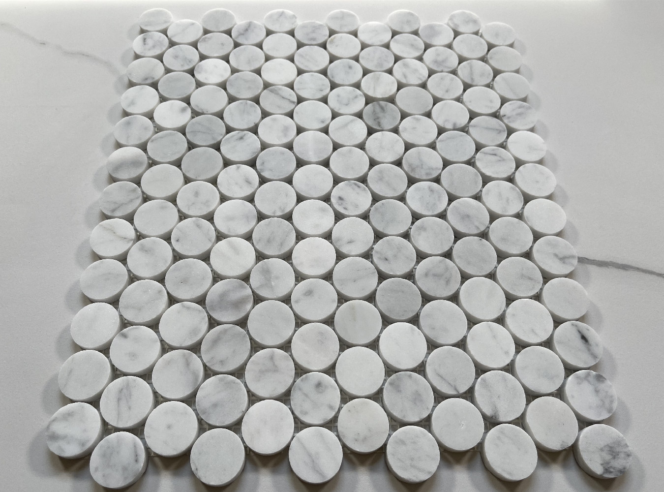 C93LXH Carrara White Venato Marble 1″ Penny Round Mosaic Classic Tile Honed