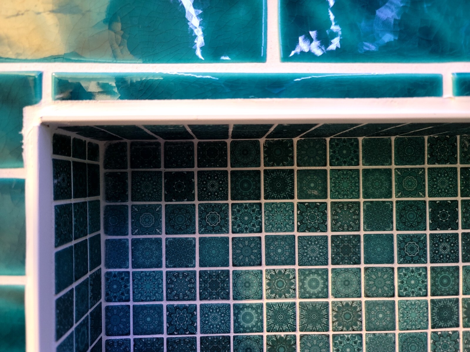 Handmade aquamarine mosaic tile sheets 1″x1″ with 6×6 per sheet