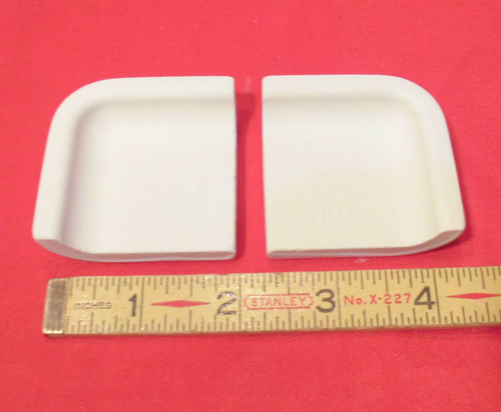 2 pcs. *Glossy Ice White* 2″ X 2″ X 5/8″ Ceramic Bullnose Radius Corner Tiles
