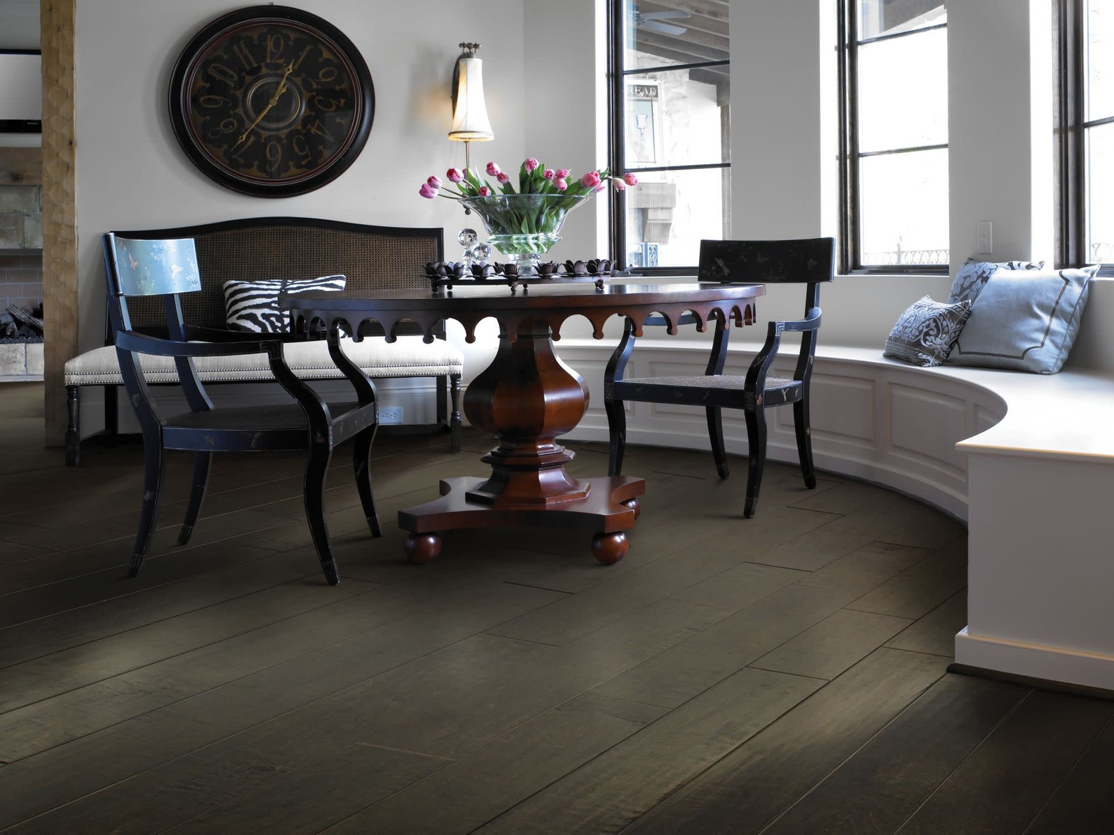 Shaw SW548 Yukon Maple 6-3/8″W Heavy Scraped Engineered Hardwood – Gold