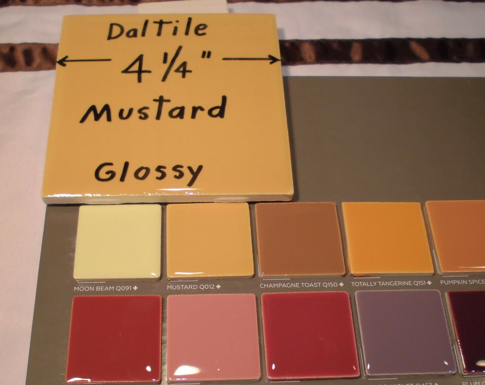 1 pc. *Mustard* Glossy Ceramic Tile by Daltile; 4-1/4″ New Stock, Yellow-Gold