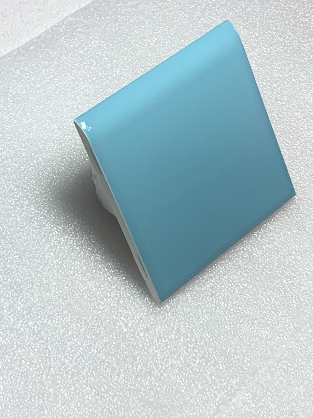 Vintage Wenczel Tile Co Ceramic Regency Blue 4 5/16″ x 4 5/16″ Bullnose Gloss