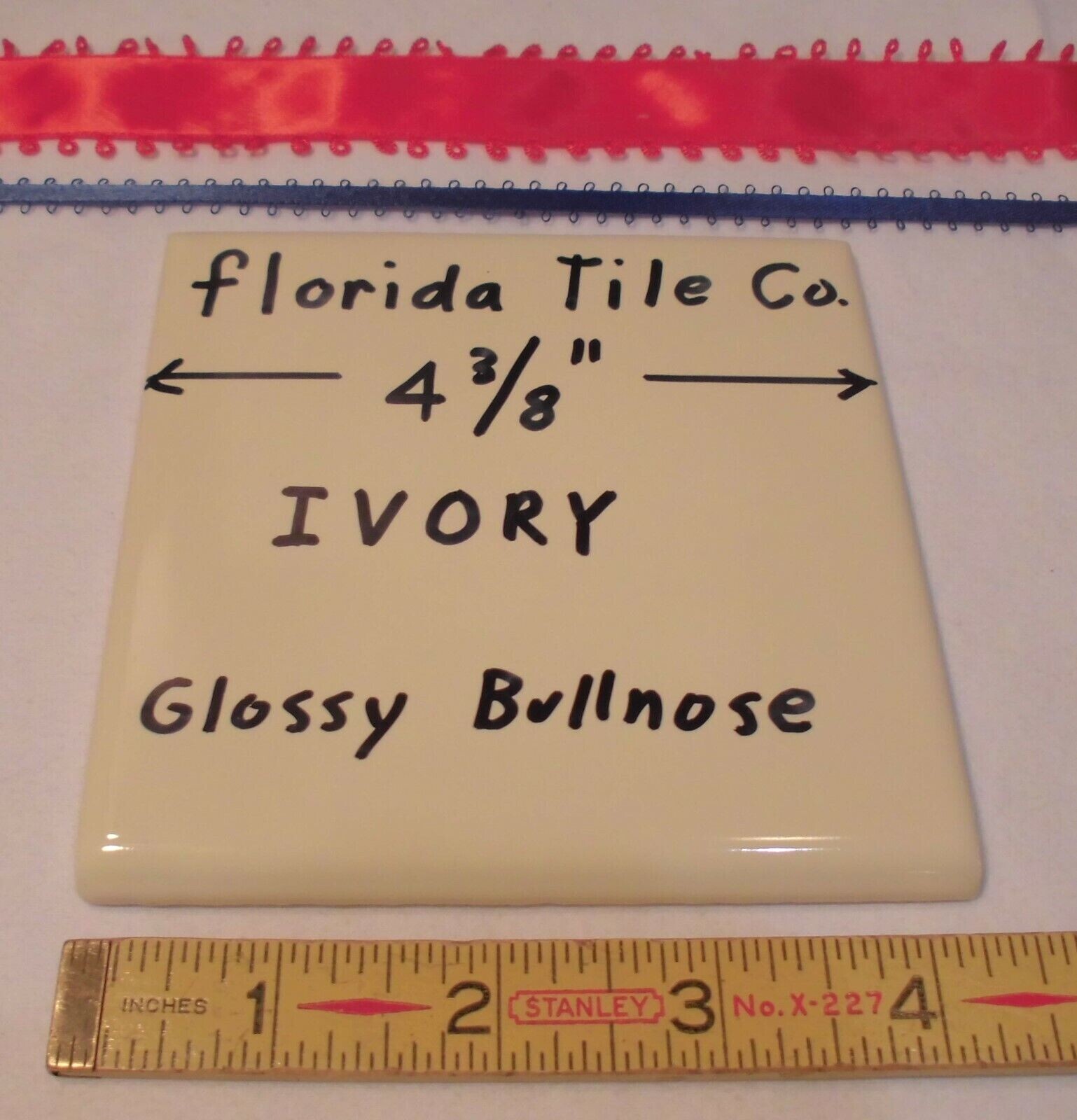 1 pc. Bullnose Ceramic Tiles *Ivory* 4-3/8″ Florida Tile Co. New Glossy Mint