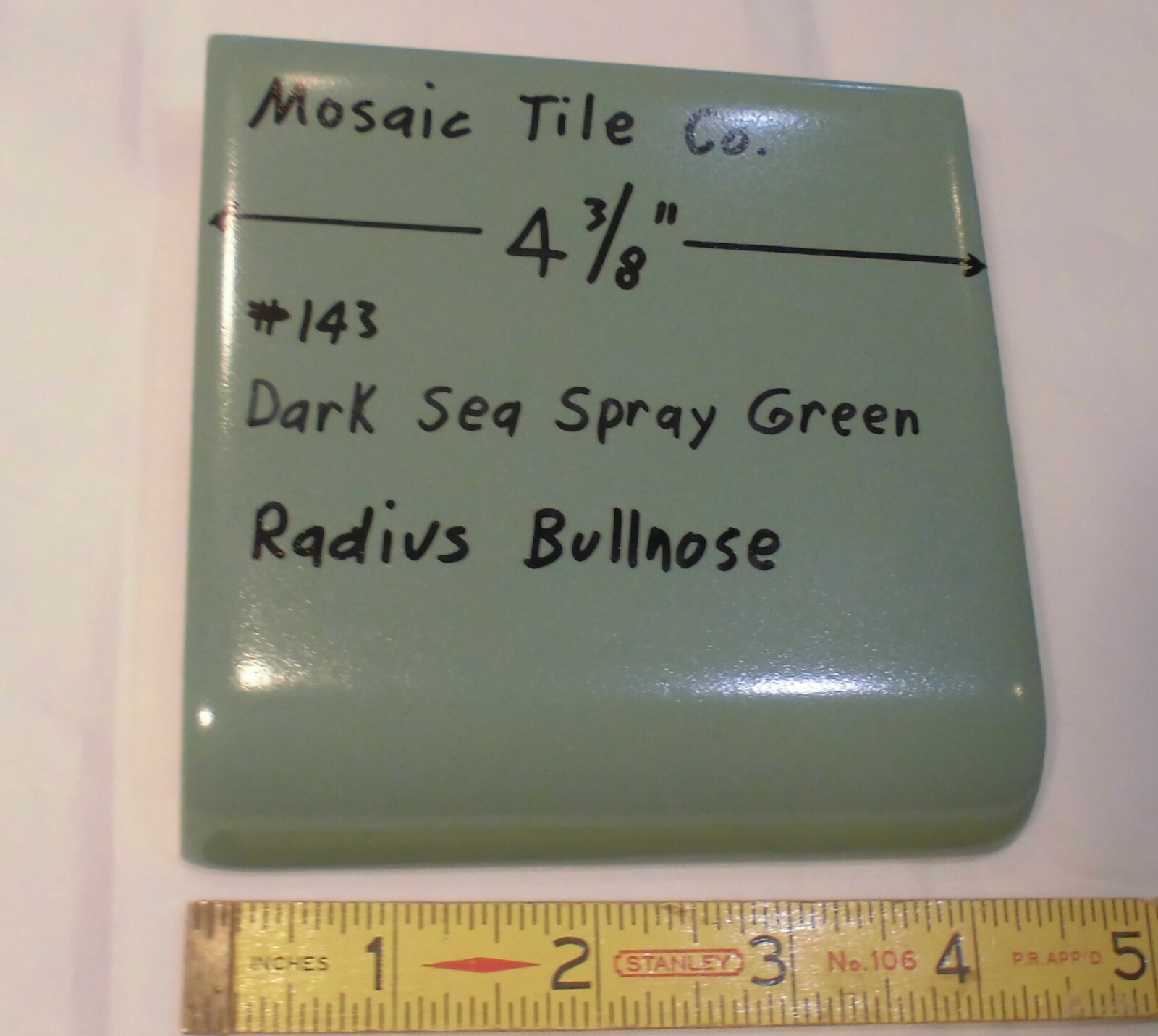 1 pc. Dark Green; Matte Radius Bullnose Ceramic 4-3/8″; by Mosaic Tile Co. NOS