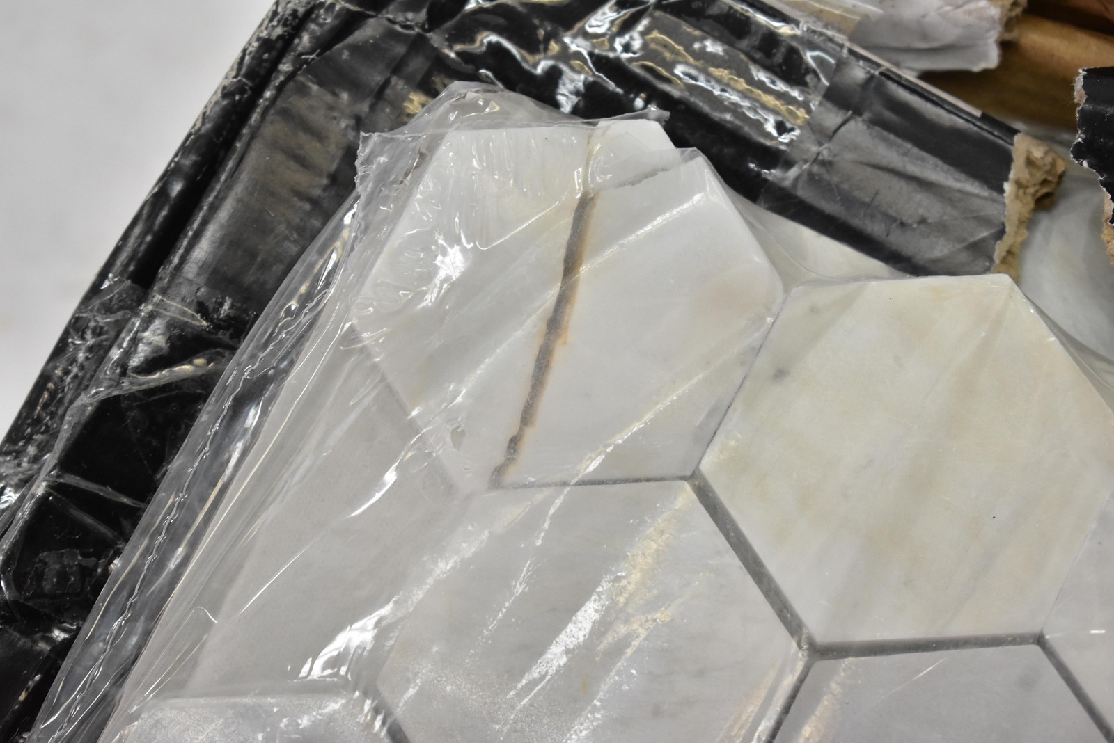 MSI Angora 2″ Hexagon Marble Mosaic Tile Sheets Pack of 10 12×12 Backsplash
