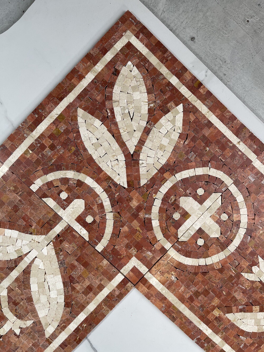 B0111P Coral Carnelian 11×21.7 Marble Mosaic Border Listello Tile Polished