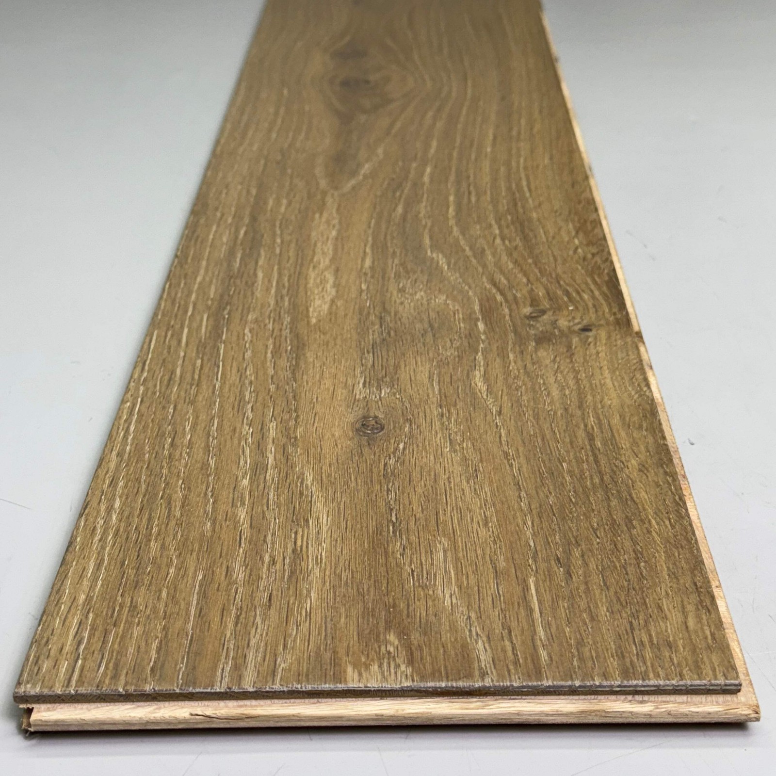 REWARD FLOORING Hardwood Flooring 31.09Sf/CT Sz 5/8” x 7-1/2” x Rl (23”-75”)