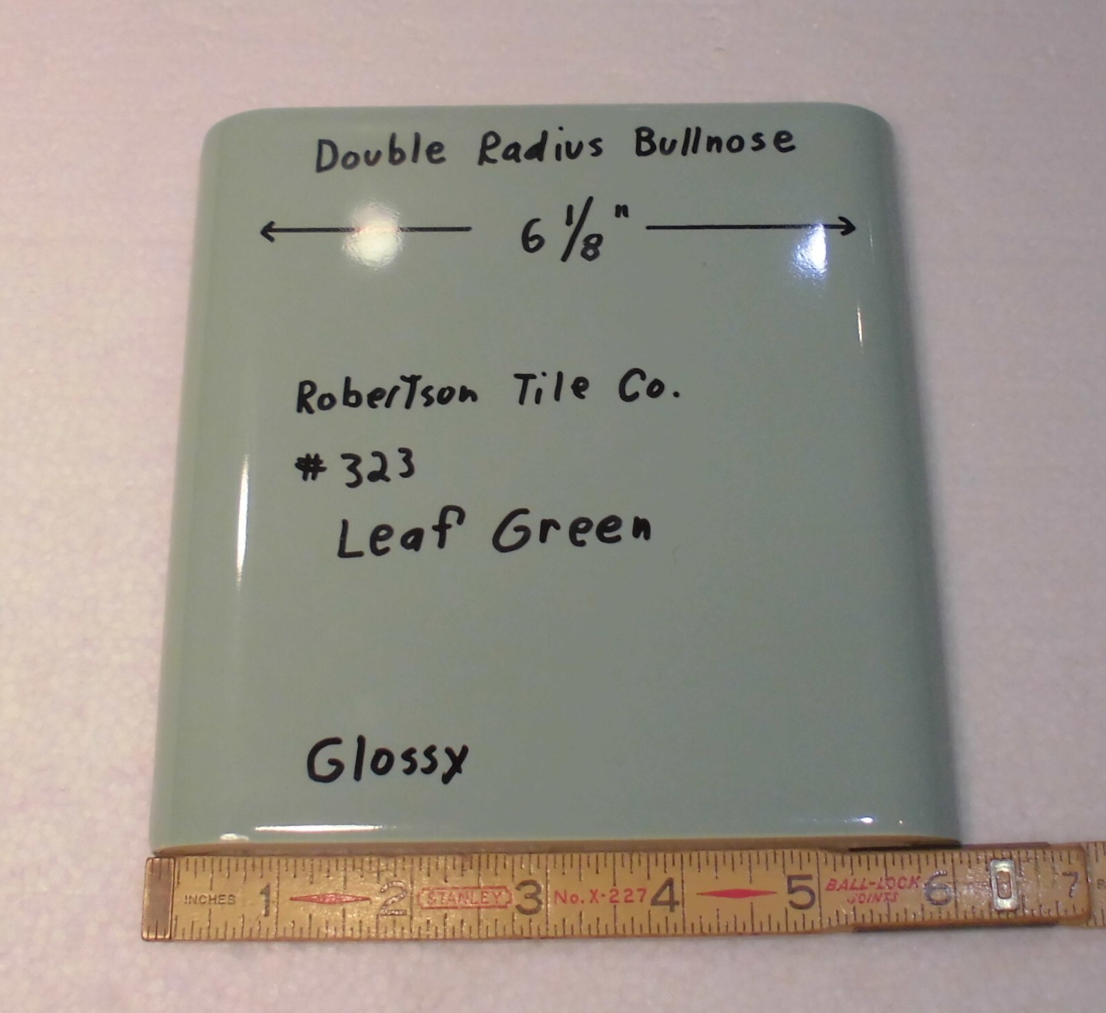1 pc. Leaf Green 6″ x 6″ Double Radius Bullnose Glossy Ceramic Tile: NOS