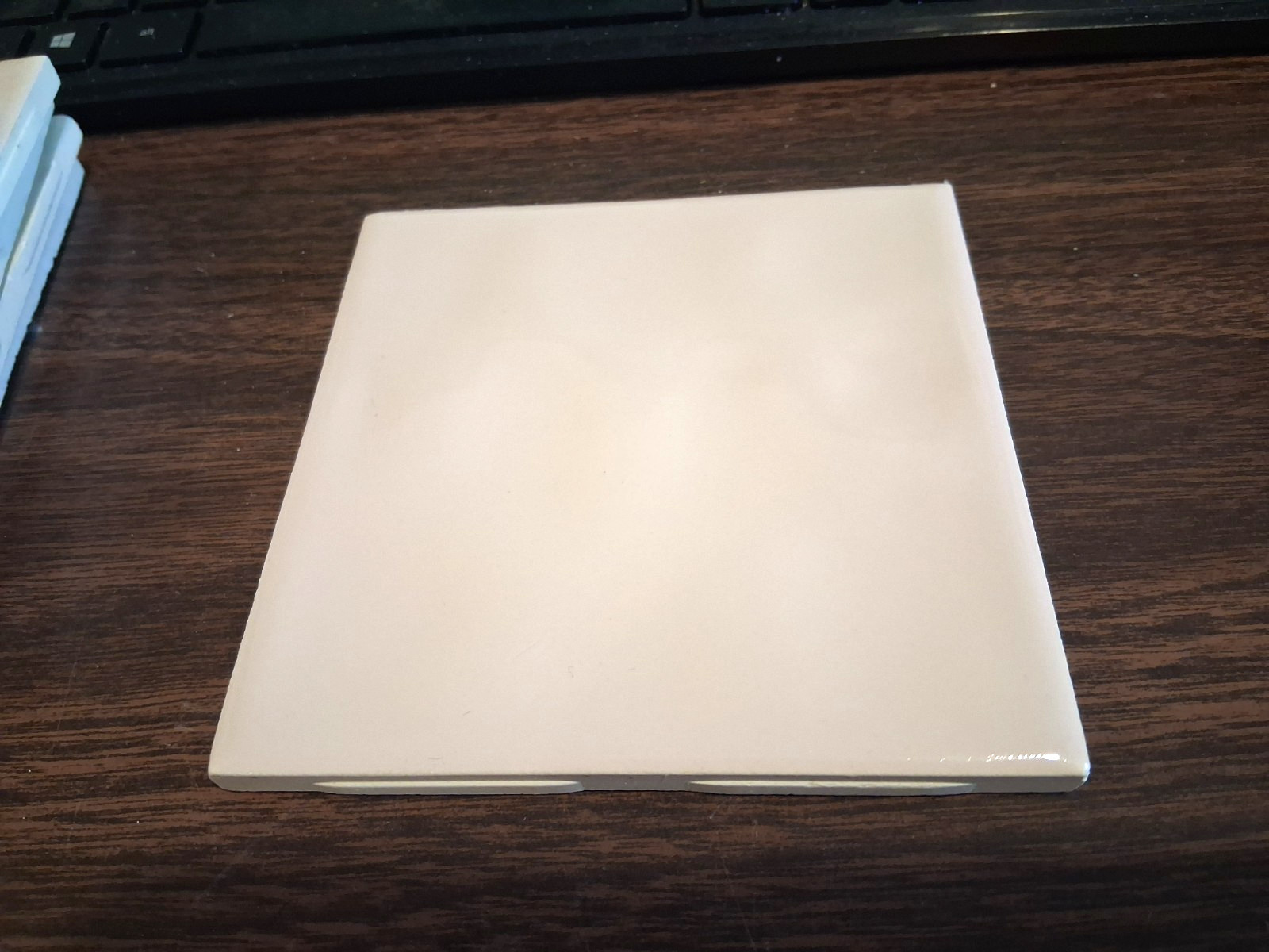 (1 EACH) CERAMIC FLOOR GLOSSY TILE TEXTURE CREAM COLOR 4.5″ x 4.5″ USA MADE