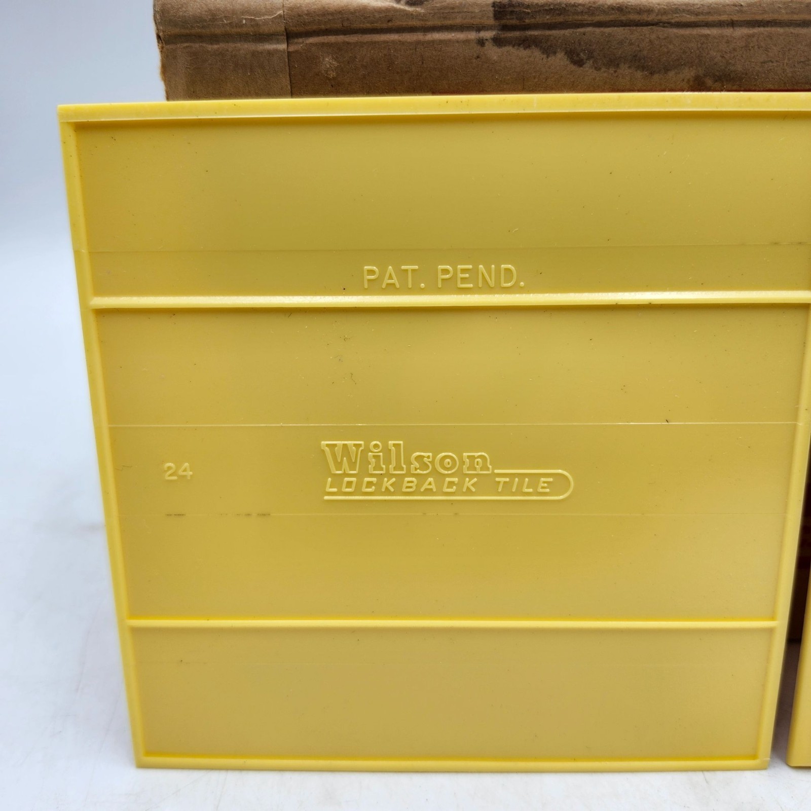 Wilson Lockback Plastic Wall Tile Yellow 80 Pieces 10 Sq Ft Original Box 4.25in