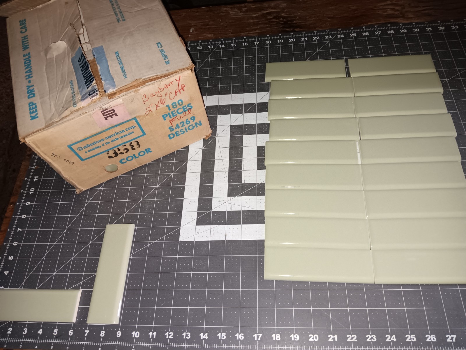 20 pieces Unused Antique Tile 2 x 6 Bullnose Trim BAYBERRY GREEN Kitchen Bath