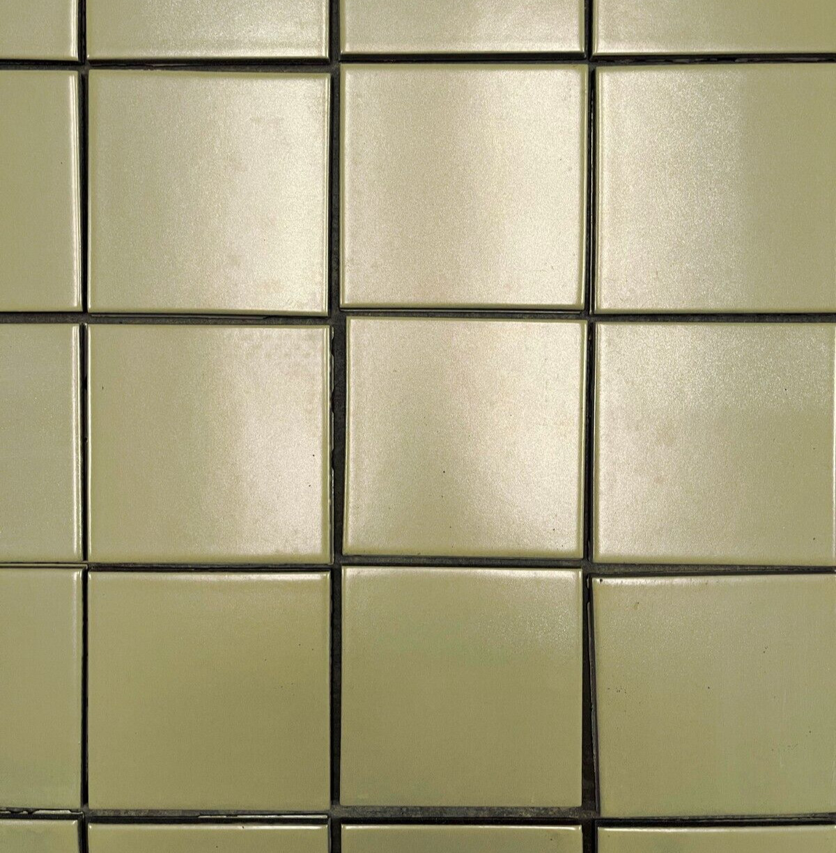 3 7/8″ x 3 7/8″ Tile Gold Cream 200 SQFT Wall Remodel Iridescent C#IR25-000