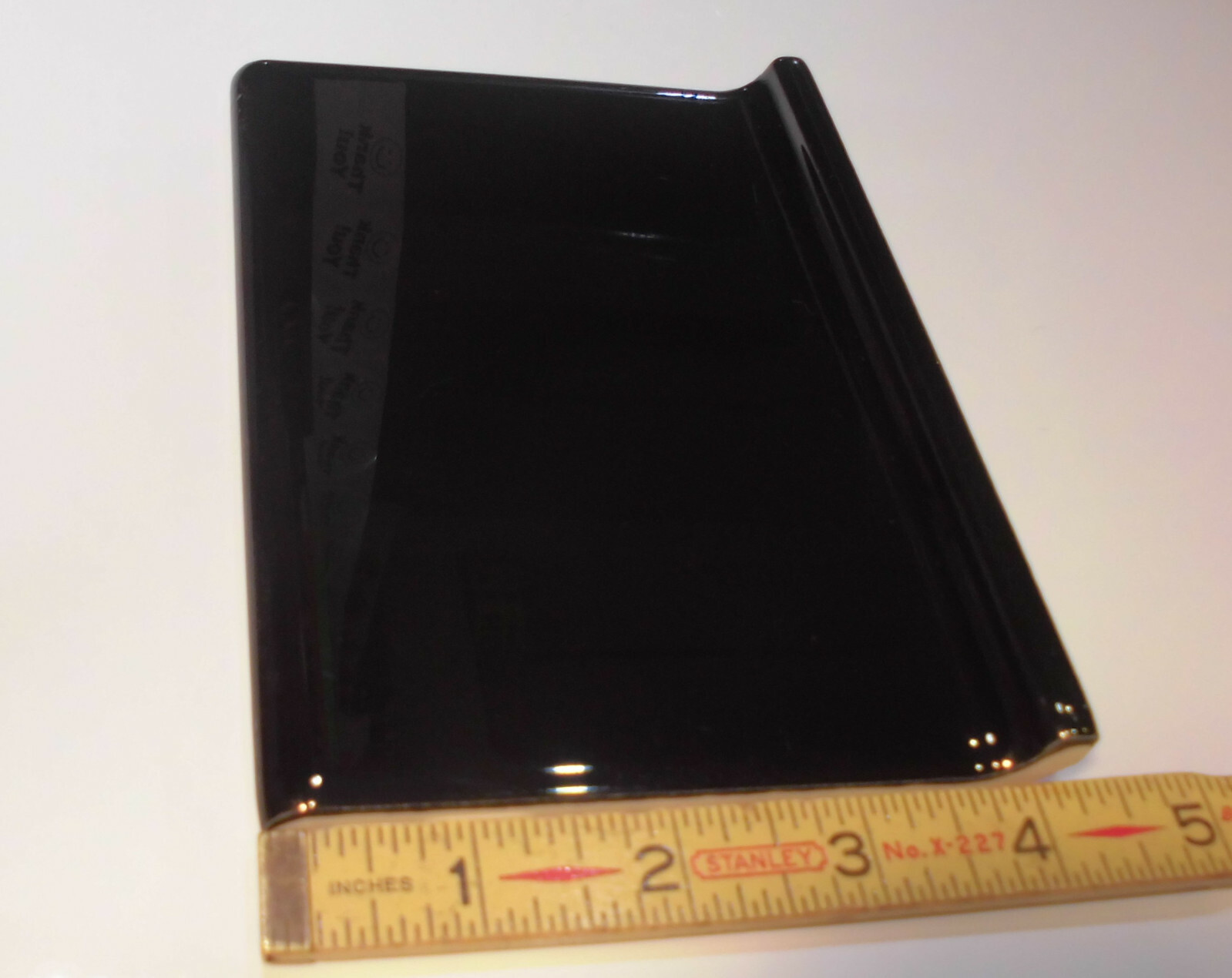 1 pc. Glossy Black Bullnose Top: base/cove Ceramic Tile: 4-1/4″ X 6″ NEW-STOCK