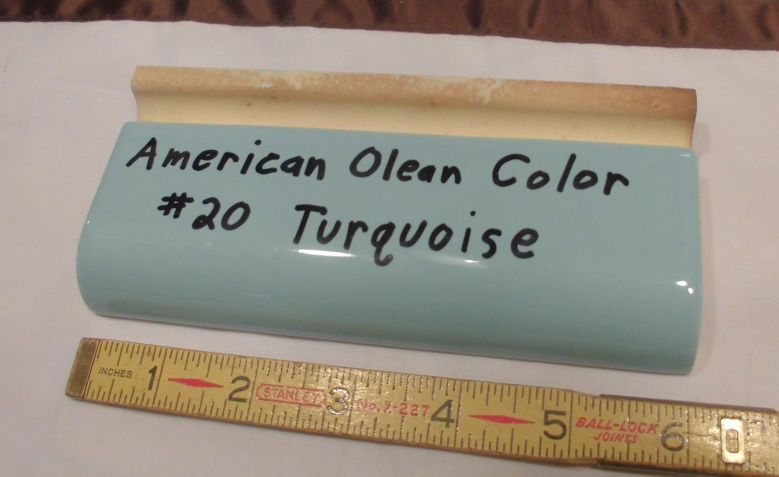 1 pc. *Glossy Turquoise* 2″ X 6″ Radius Bullnose Ceramic Tile: New Old Stock
