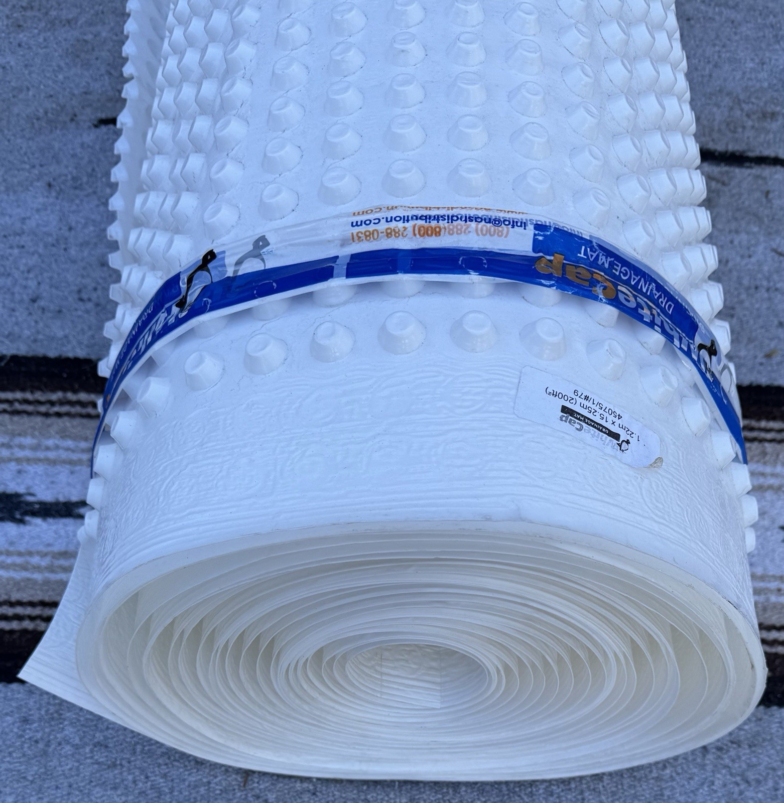 White Cap Drainage Mat 200 Sq Ft Foundation Basement Waterproofing Roll