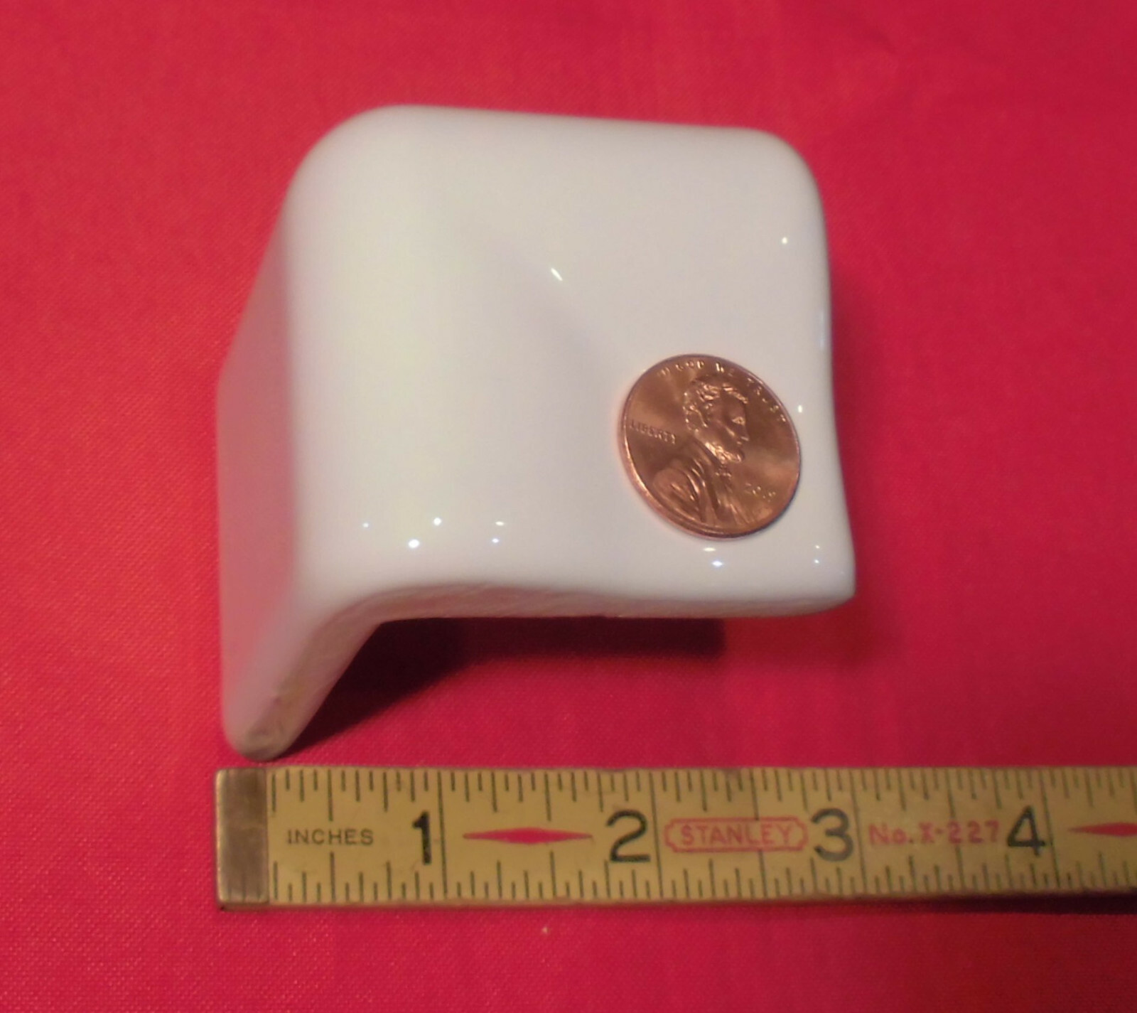 1 pc. #SL10 Gloss White: V Cap Corner Ceramic Trim Tile, Countertop Edging, A O