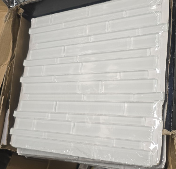 7PC MSI ICE INTERLOCKING 12x12x8mm GLASS MESH MOUNTED MOSAIC TILE
