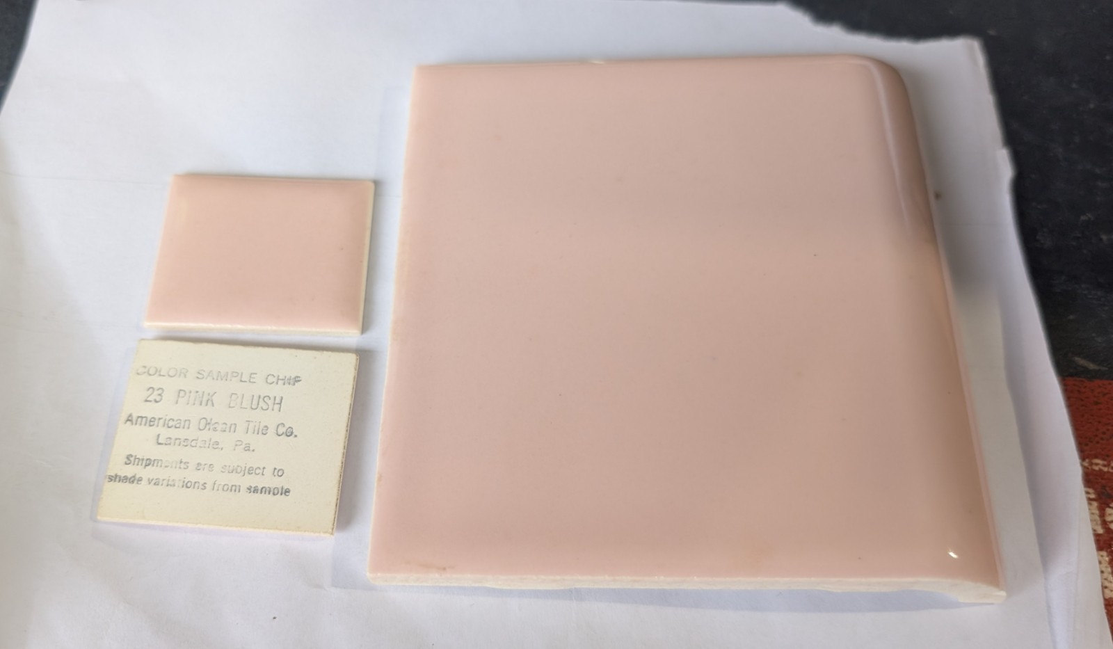 2 pcs 4 1/4″ Ceramic Tile #23 Pink Blush American Olean Mud Bullnose A4402