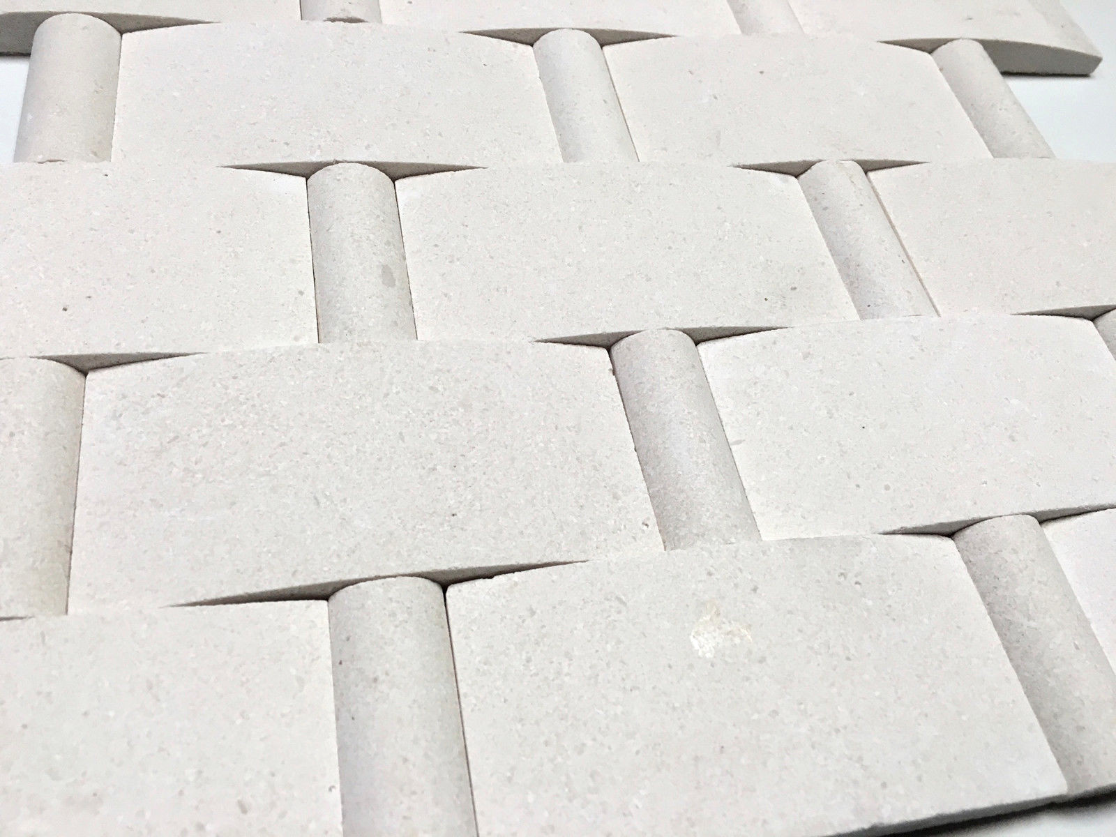 Champagne Limestone Fences 2×4 Wavy with insert Mosaic Wall Tile Backsplash