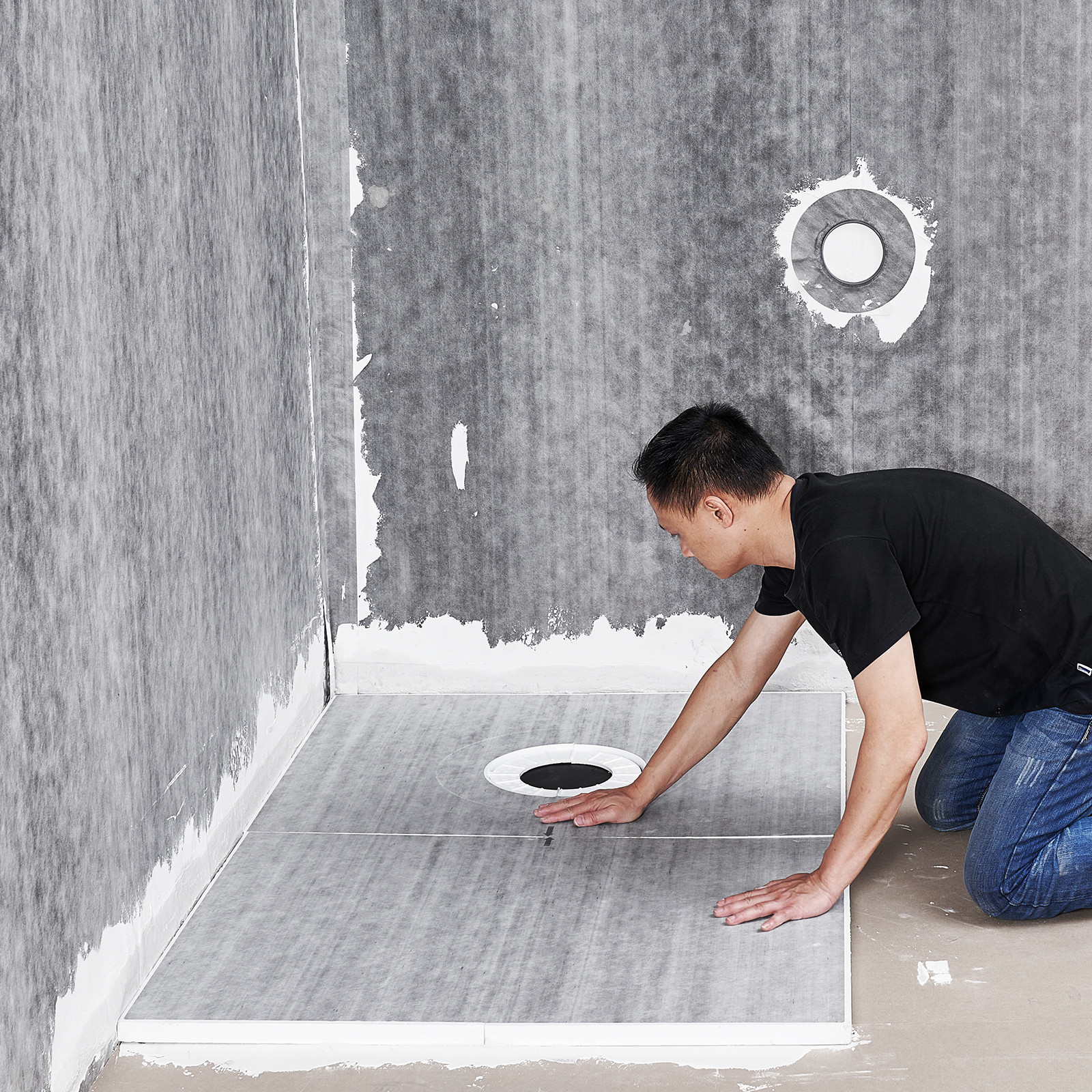 VEVOR Waterproofing Shower Curb Tray Kit 60″x38″ w/ Offset Drain Thickened