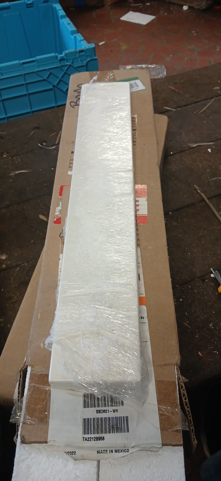 Home Decorators Bathroom Vanity Backsplash 21.13″W Cultured Marble in White