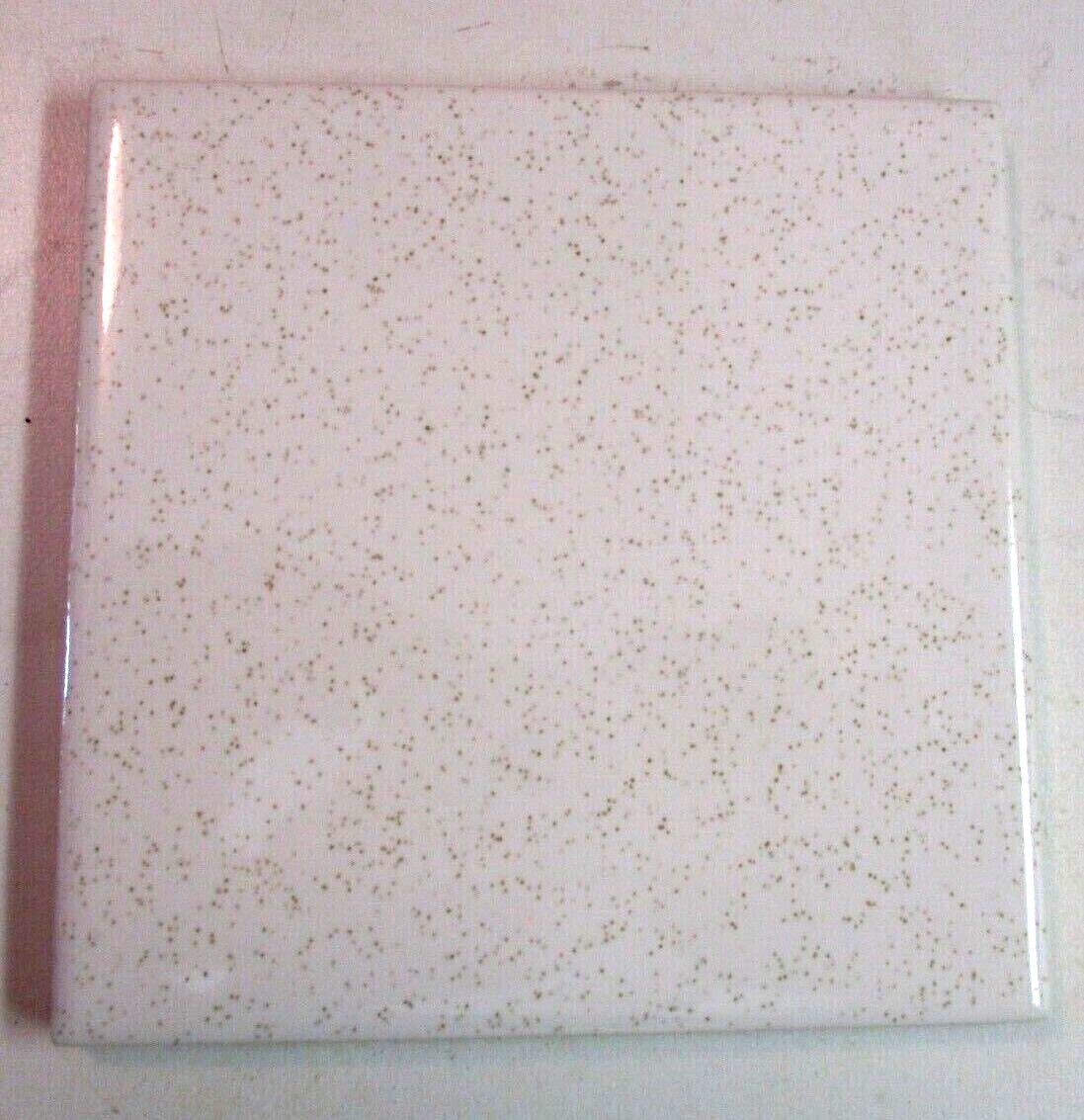 1 Wall Tile Ft Florida USA 4-3/8″ 1970 Gloss Brown Speckled Oatmeal on Off White