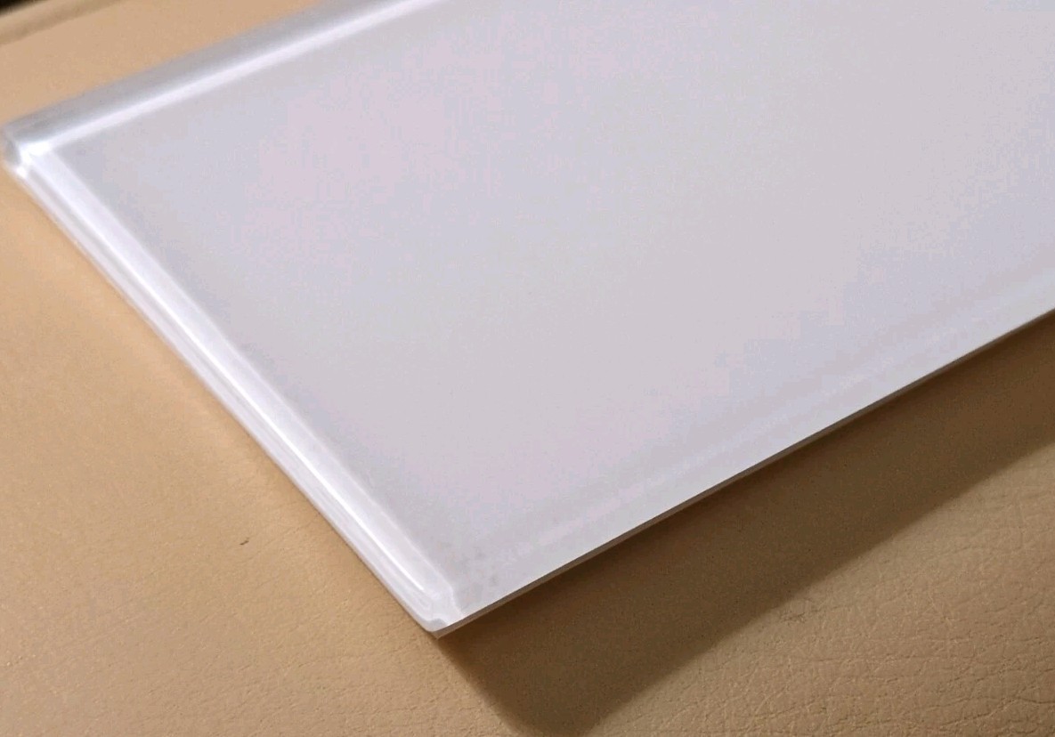 Art3D White 3″X 6″ Peel and Stick Glass Tiles for Kitchen Backsplash (20 Pack)