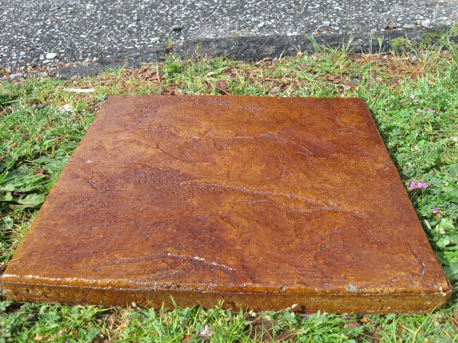 CONCRETE TILE