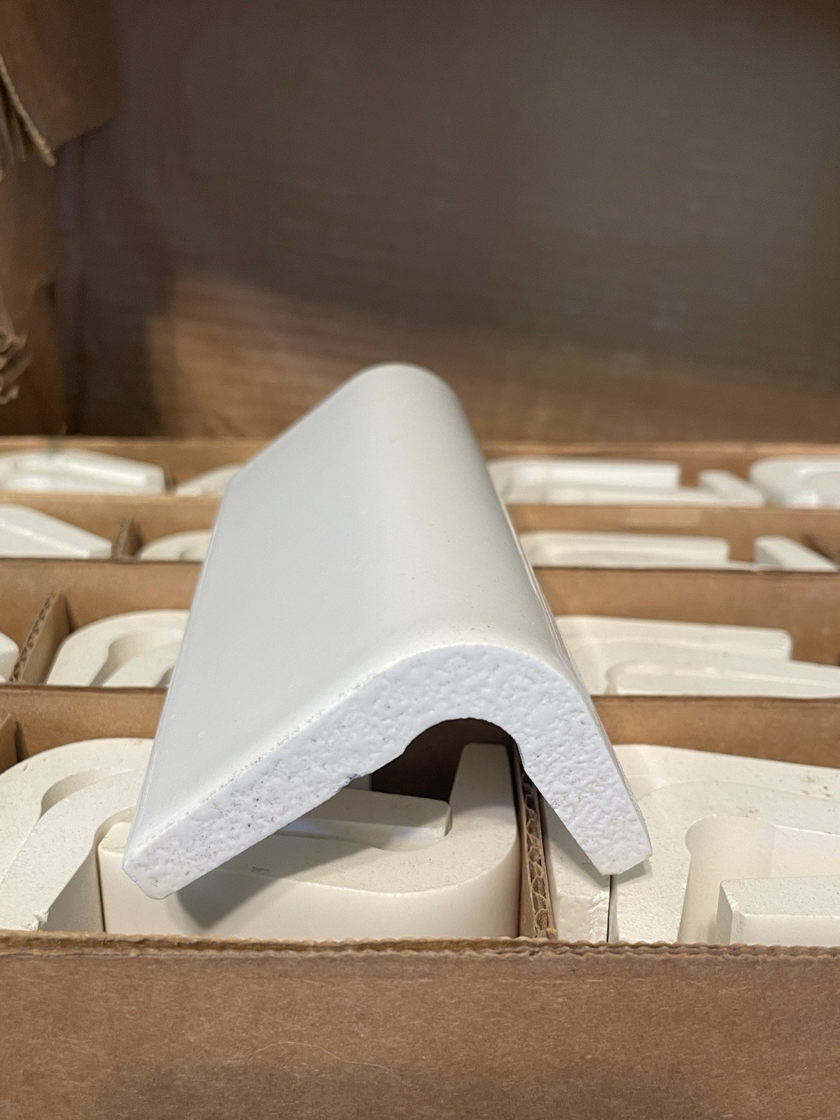 40pc Brite White V-Cap A8262 Ceramic Tile Counter Edging American Olean