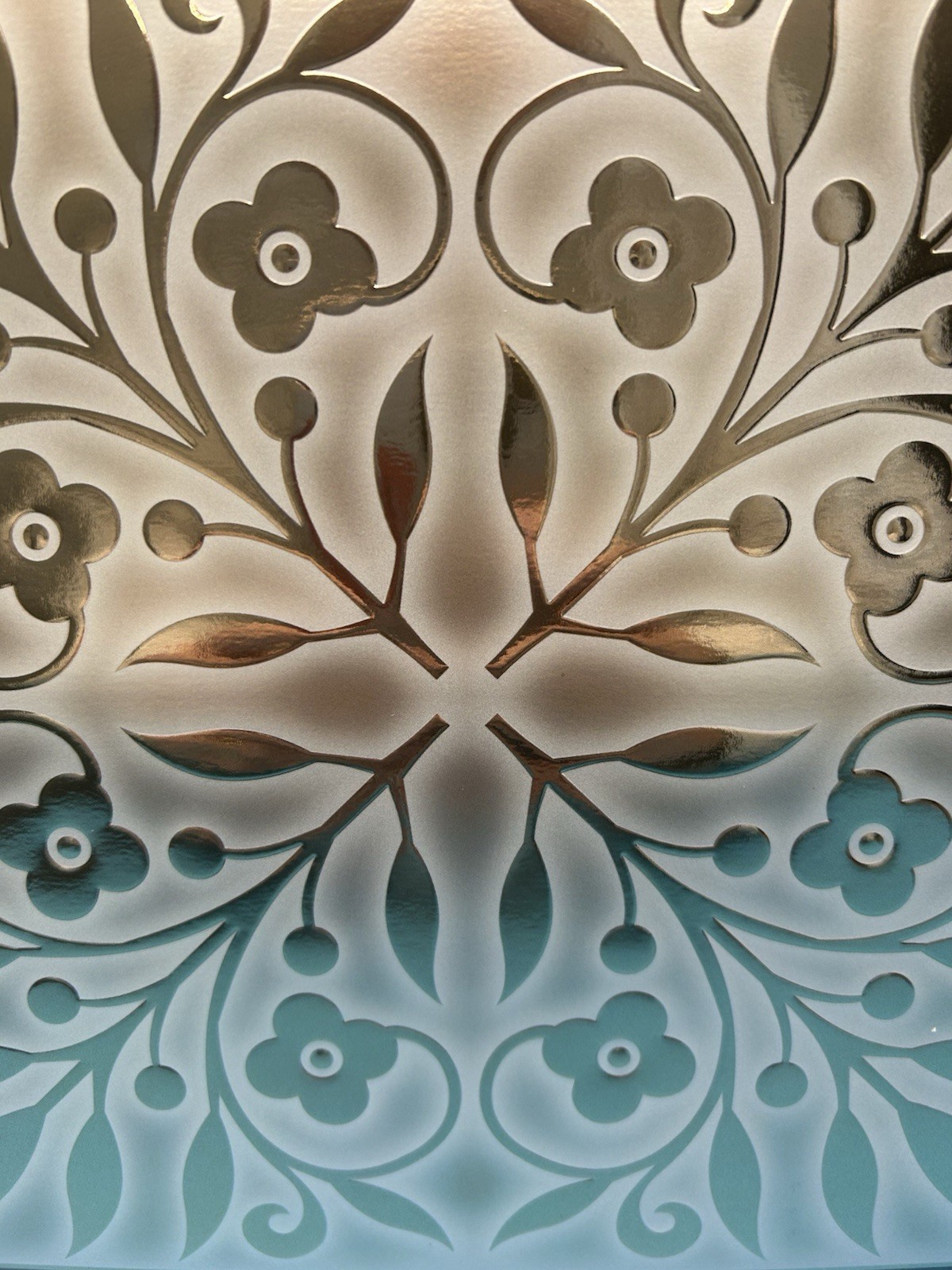 (24) Main Street Peel & Stick Wall Tiles 8 x 8 White and Gold Leaves