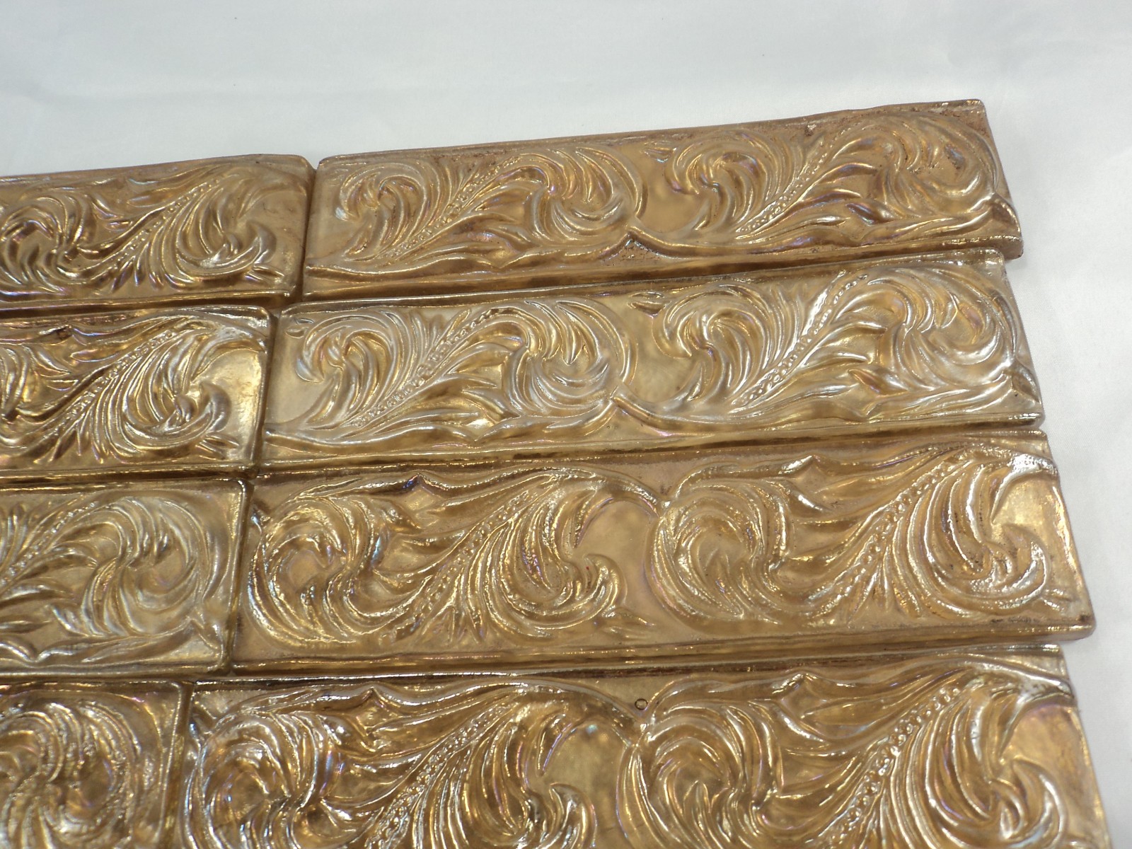 Lot of 13 Daltile Salerno Smoky Topaz Glass Accent Border Tiles 2.5 X 9.75-10’8″