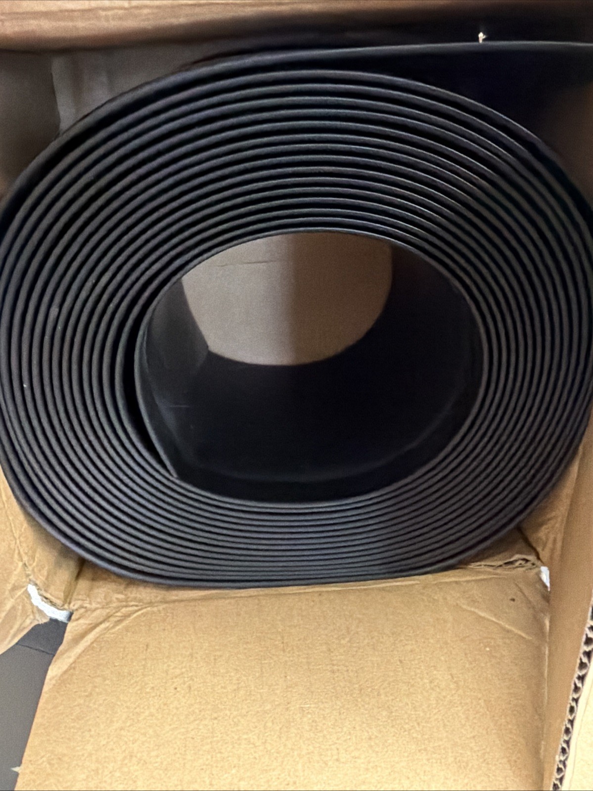H-7. Vinyl Wall Base Baseboard Molding Trim 4″ Flexible Self Adhesive Rubber