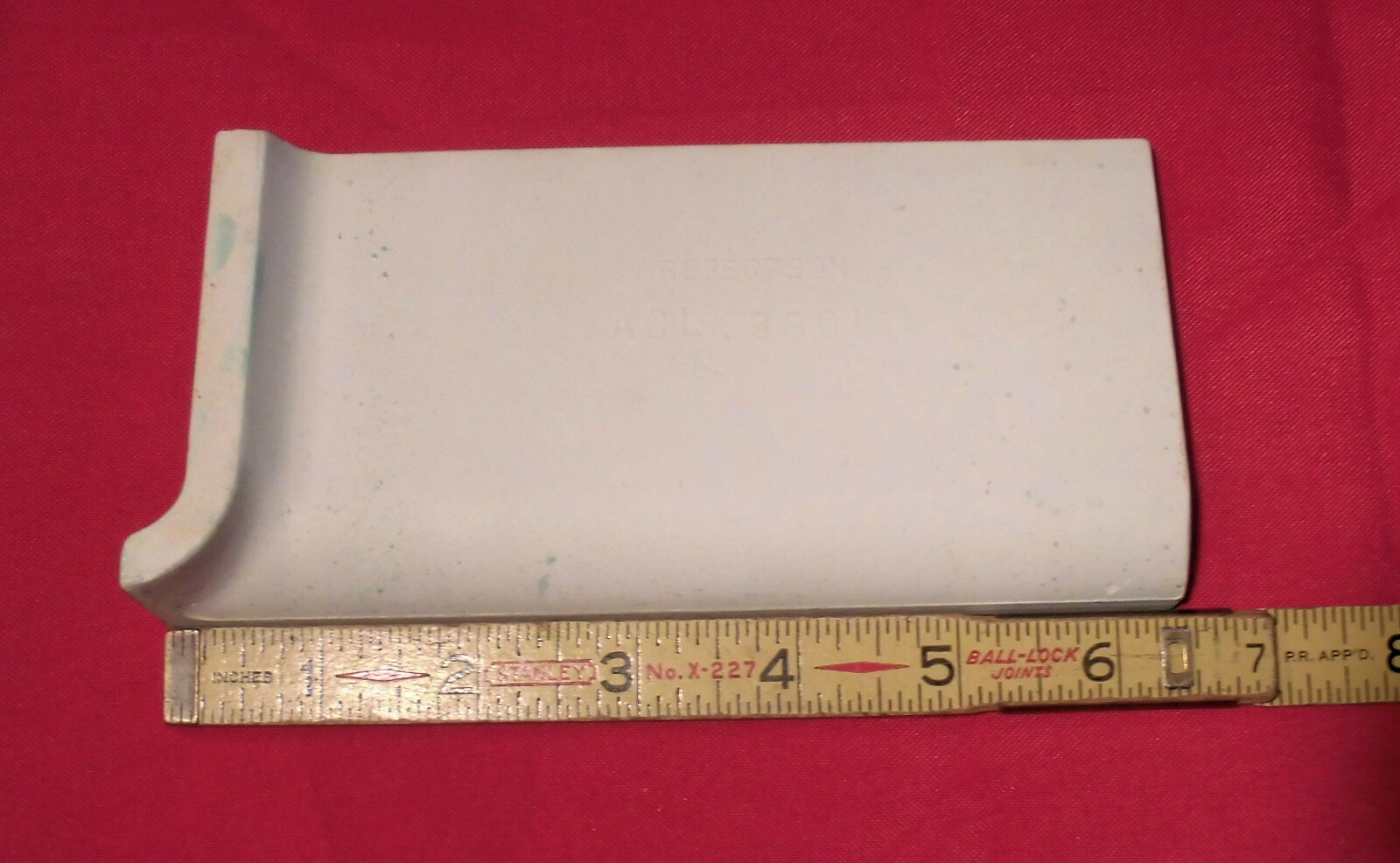 1 pc. Leaf Green; stack-on-top base/cove Ceramic Tile; Robertson; 3″ X 6-1/2″ R