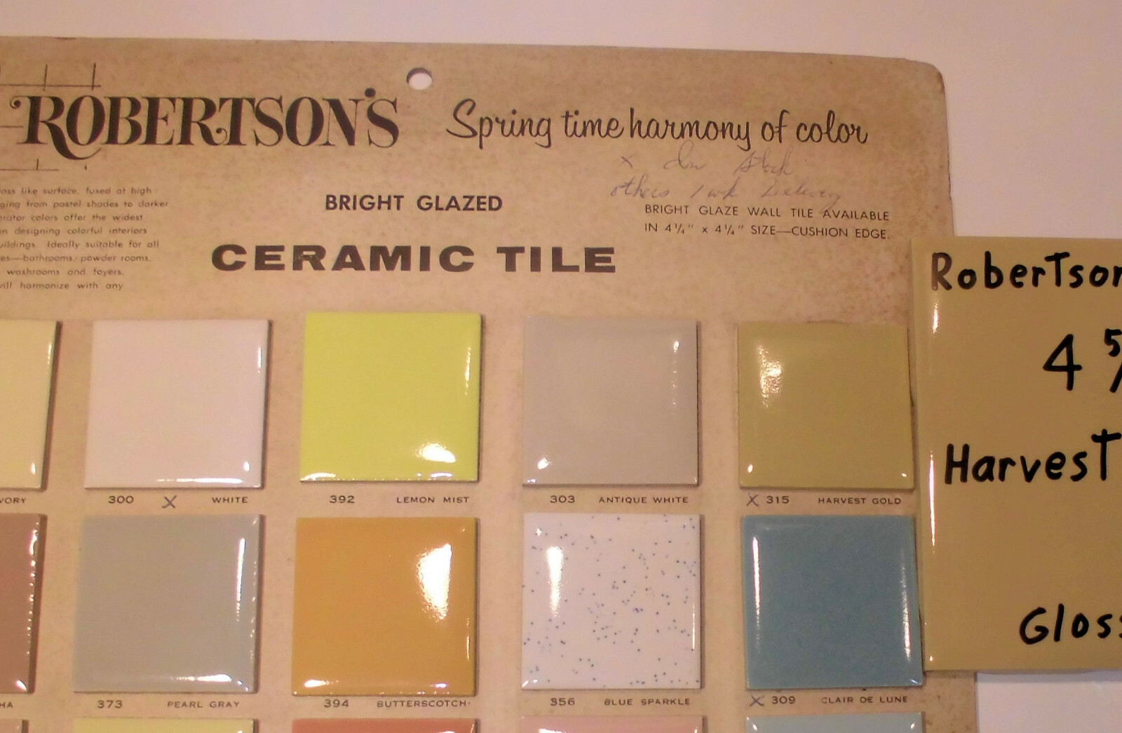 1 pc. *Harvest Gold / Yellow* Ceramic Tile 4-5/16″- 4-3/8″ Robertson Co. NOS