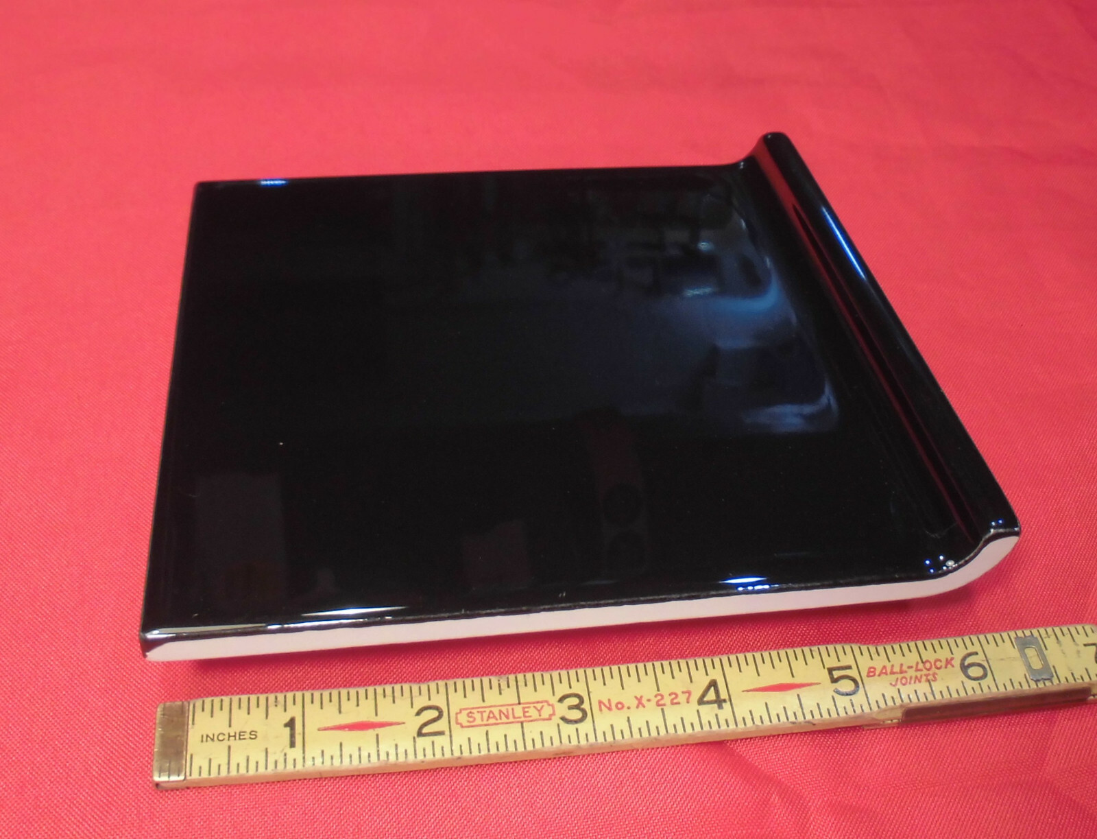 lot of 6: Glossy Black: Flat Top; base/cove Ceramic Tile: 6″ X 6″ with Defects