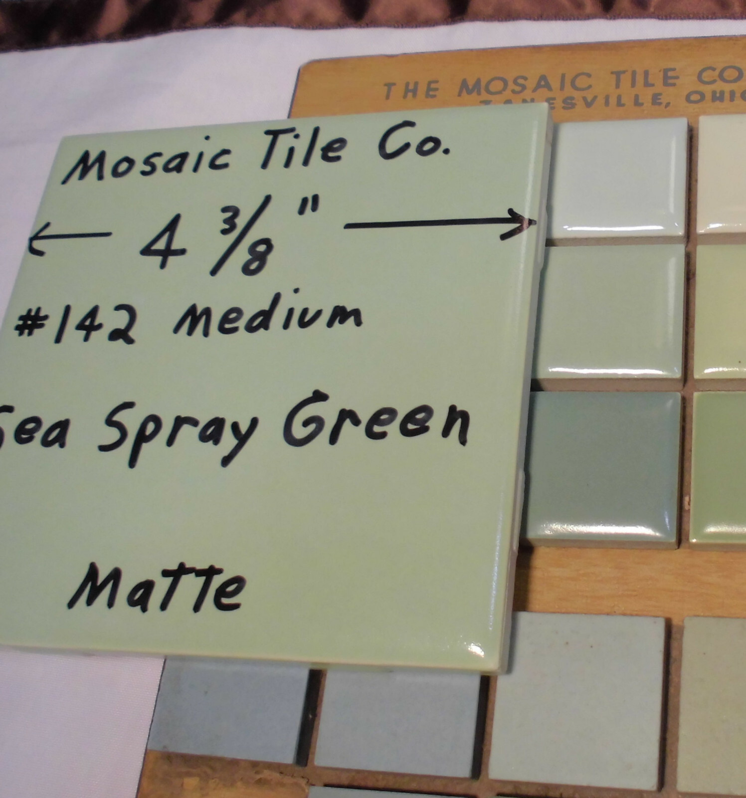 1 pc. *Sea Spray Medium Green* Matte Ceramic Tile 4-3/8″ by The Mosaic Co. NOS